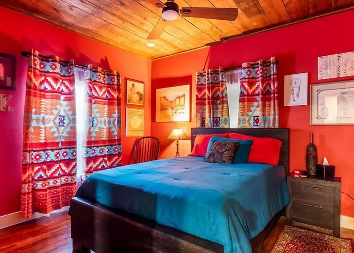 Holiday home Stockyards 5 Mins, New, Sleeps 8 Cedar House, Tcu Fort Worth