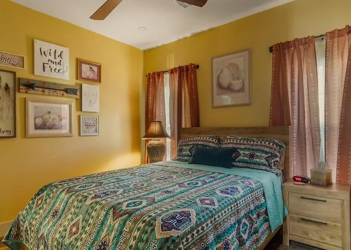 Holiday home Stockyards 5 Mins, New, Sleeps 8 Cedar House, Tcu *